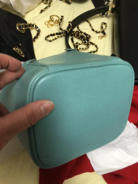 chanel  ティファニーブルー
