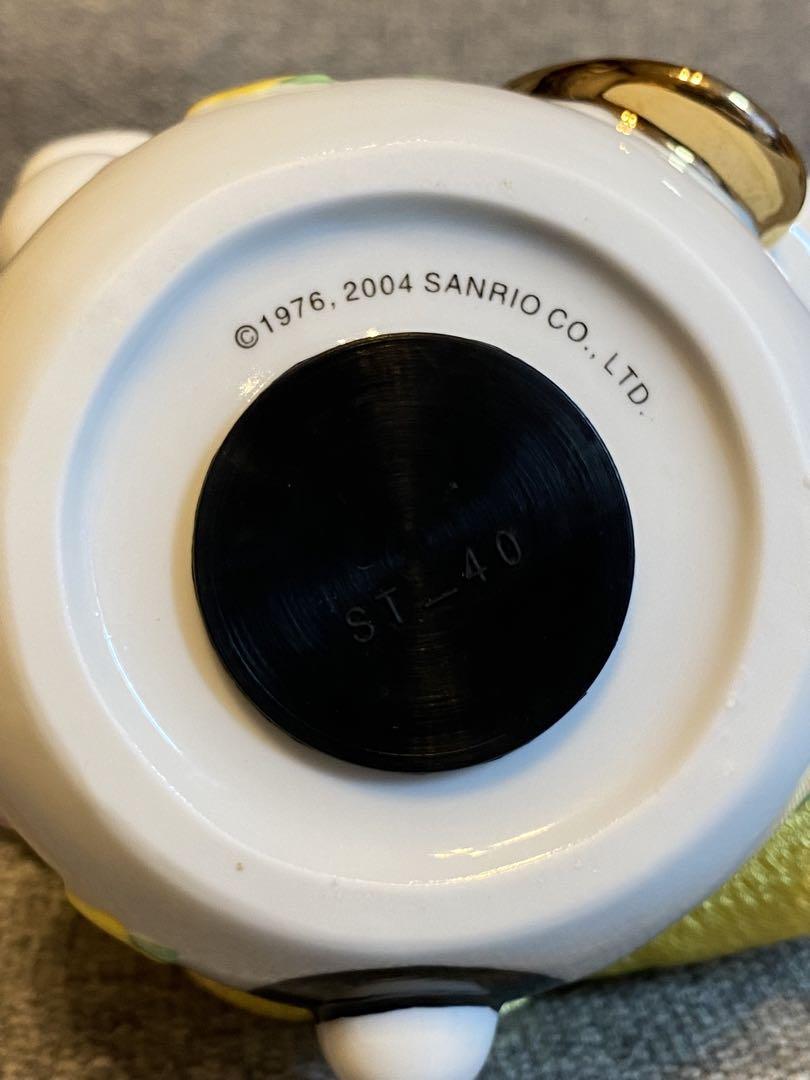 希少！ ハローキティ vivitix限定 貯金箱 陶器2004年 サンリオ
