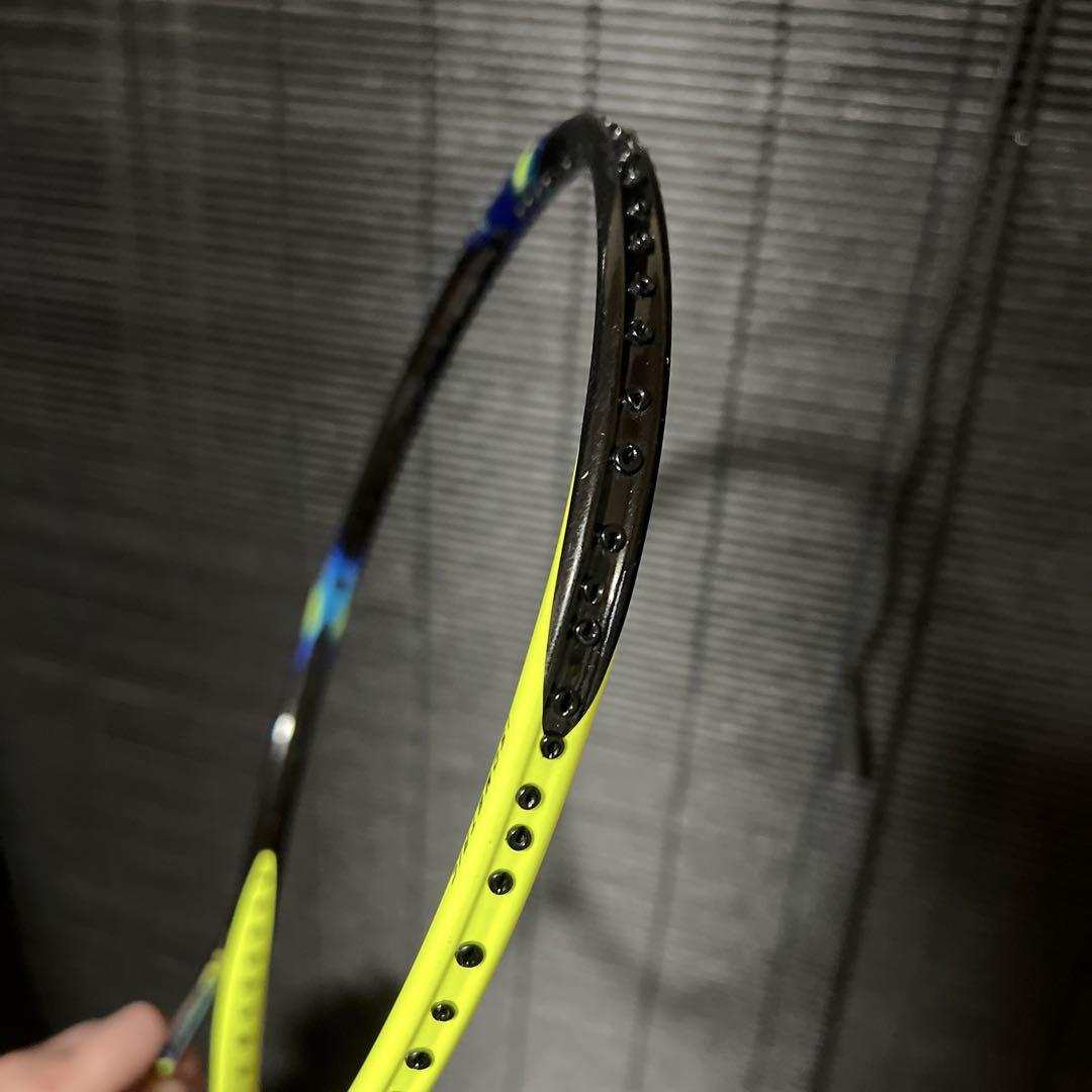 【ハル】美品✨YONEX ASTROX77 アストロクス 3UG4