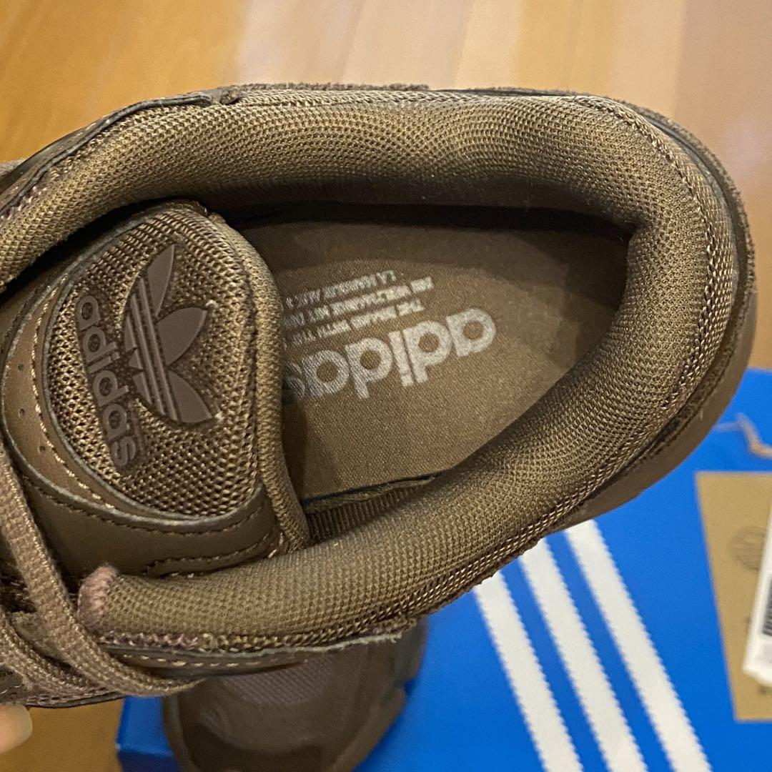 adidas Originals ASTIR W/スニーカー ブラウン 25cm