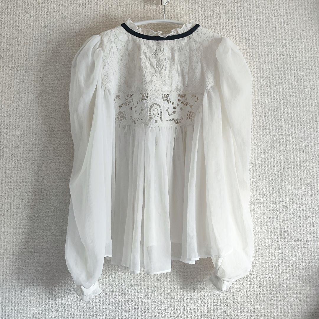 SNIDELエンブロイダリー楊柳ブラウス定価16,940円　ホワイト