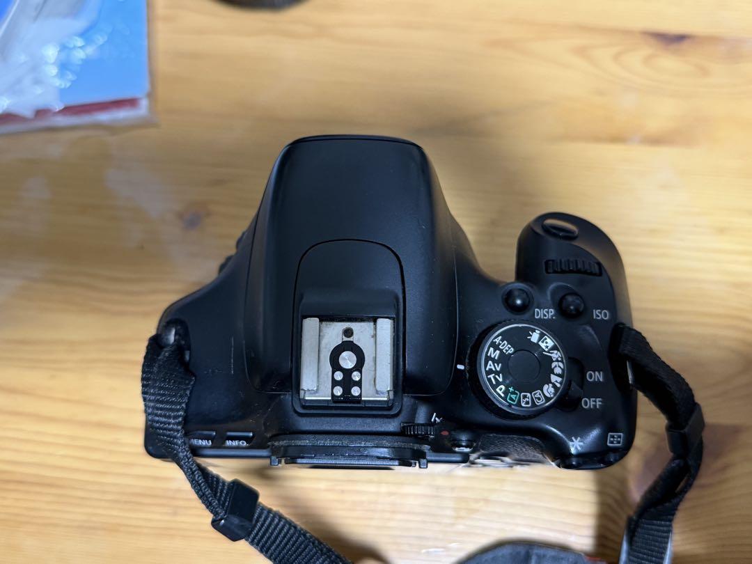 【箱付き】EOS Kiss X5 EF-S18-55 IS レンズキット
