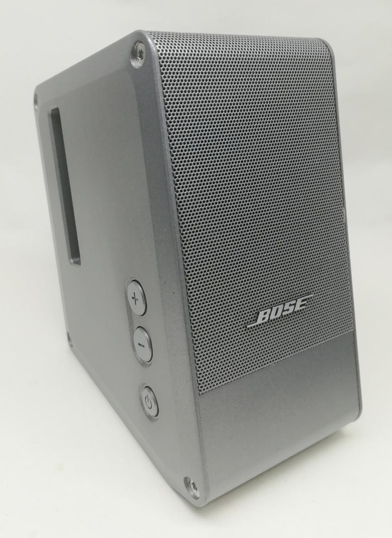 重厚な重低音 BOSE desktop speakers デスクトップスピーカー
