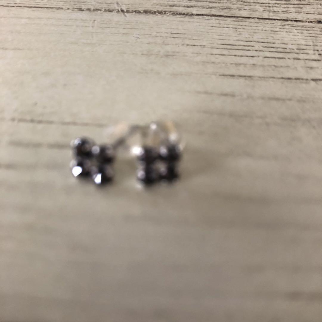 k10 ブラックダイヤピアス