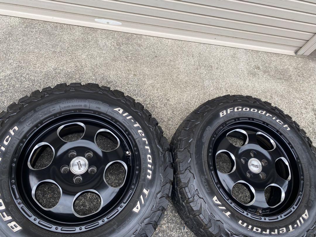 エルフォード 215/70R16 ブラッドストック 1ピース