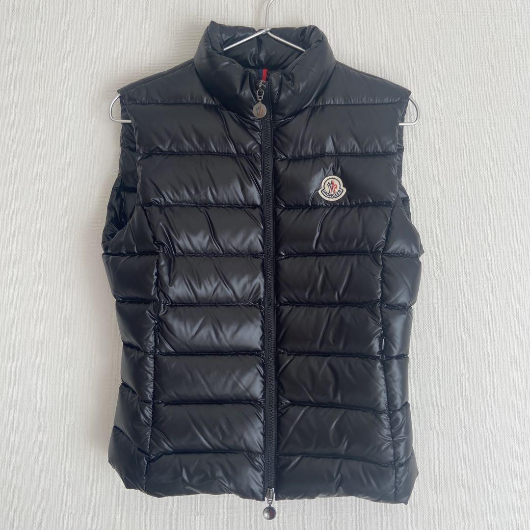 モンクレール MONCLER
