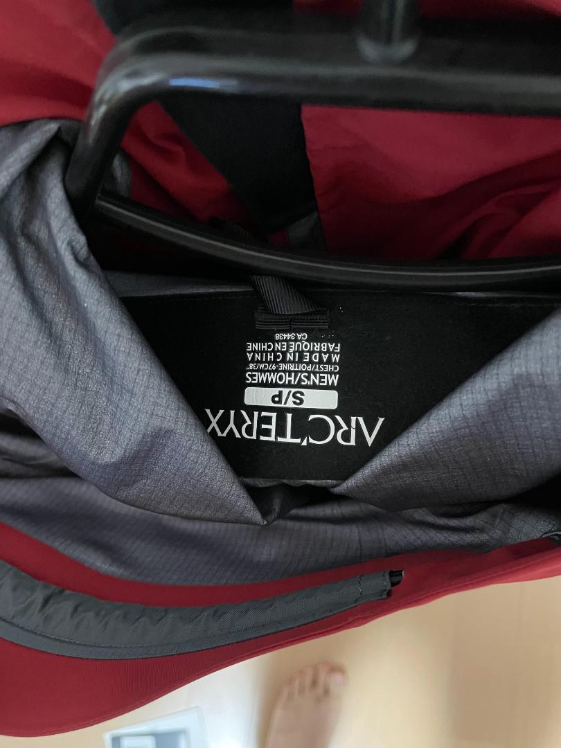 ARC'TERYX アークテリクス　 ベータSVジャケット　Beta SV awardsandwinners.com