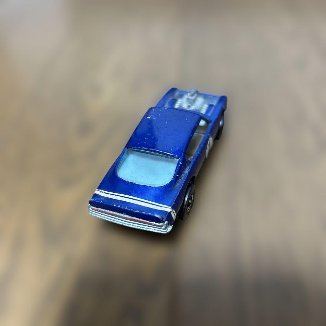 ミニカー Hot Wheels KING KUDA
