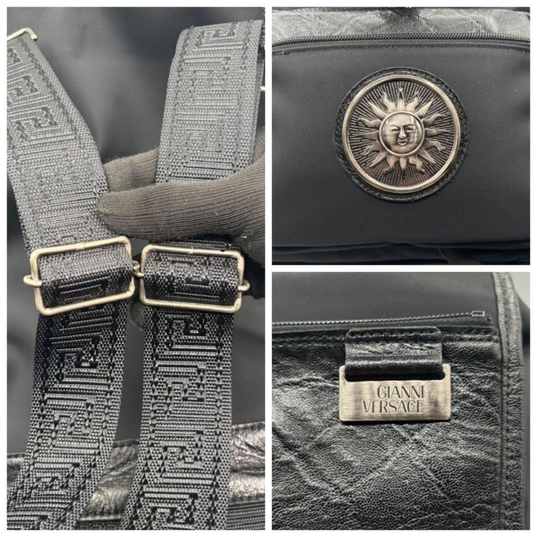 【美品】ヴェルサーチ リュックサック サンバースト メデューサ金具 銀金具 黒
