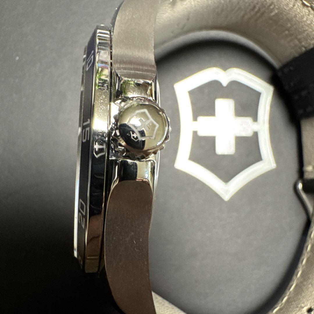 クォーツ　ビクトリノックスARMY 腕時計 GMT