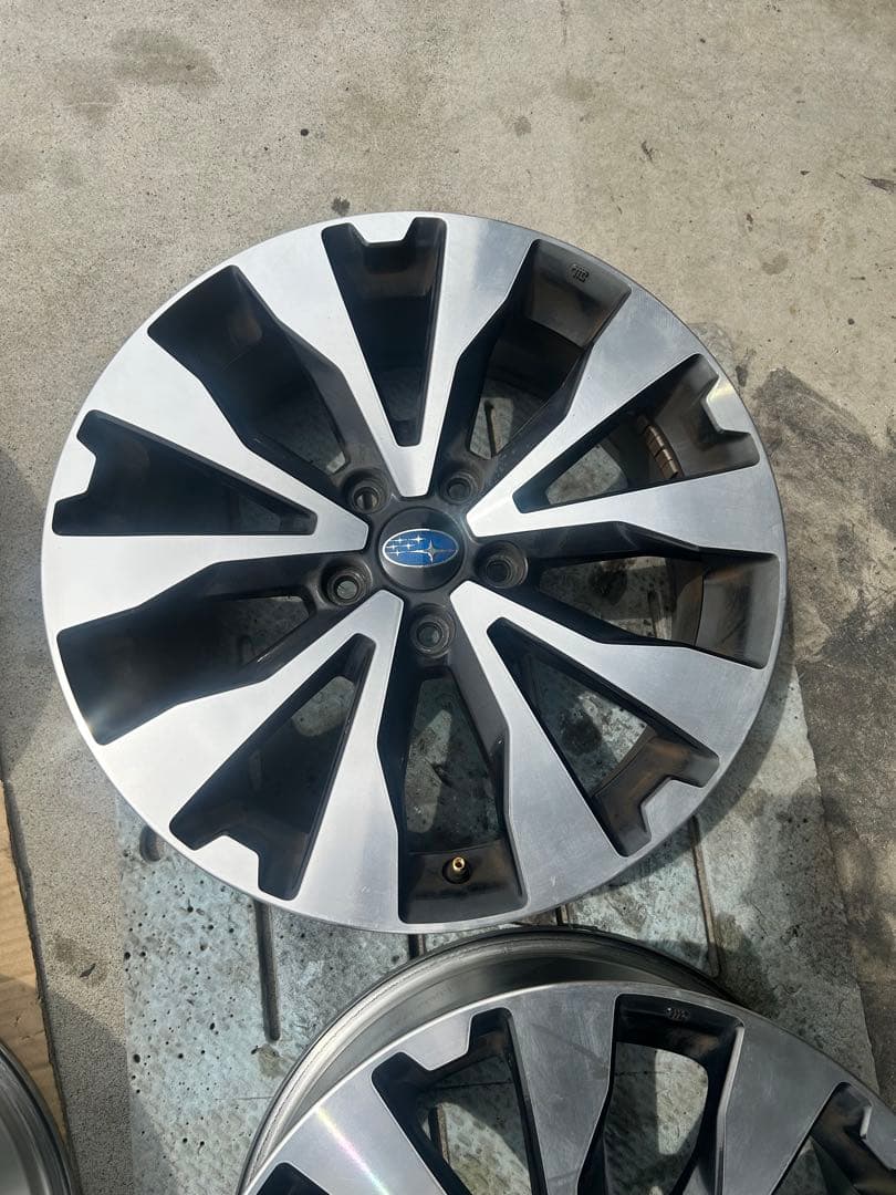 SUBARU レガシィアウトバック 純正ホイール 18インチ傷や汚れあり BRIGHTFACE_UK