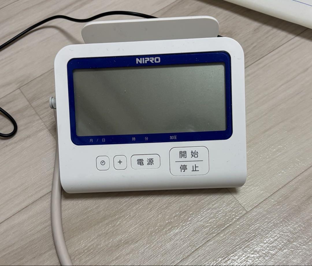 ニプロ　電動加圧ポンプ、バッグ