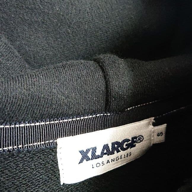 少し美品 エクストララージ XLARGE ビッグロゴ デカロゴ パーカー 少し美品 エクストララージ XLARGE Mickey Mouse パーカー