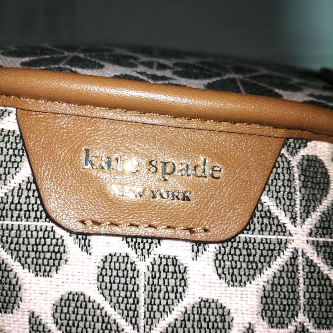 kate spade スペードフラワー　トートバッグ