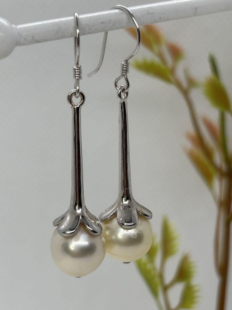 競売 白蝶バロック南洋真珠 ピアス 乳白色(ニュウハクショク)カラー アクセサリー