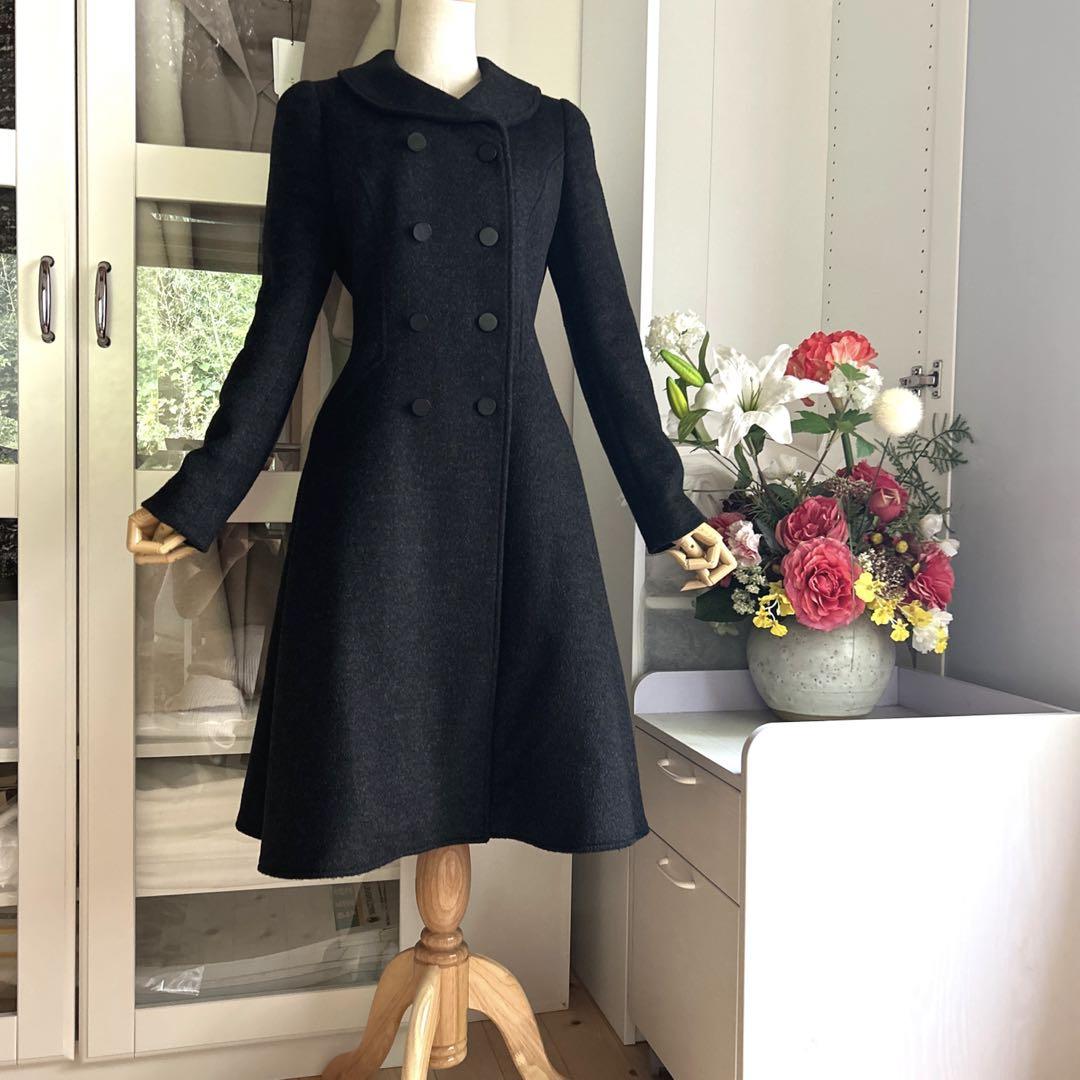 美品　ルネ　上質ウール混　シンプルなデザイン　フレアワンピース風　ロングコート
