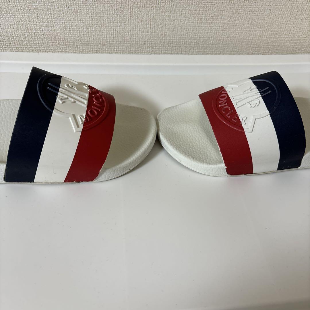 春夏★moncler MON スライドサンダル【関税込】 MONCLER ホワイト スライドサンダル 箱付き - メルカリ