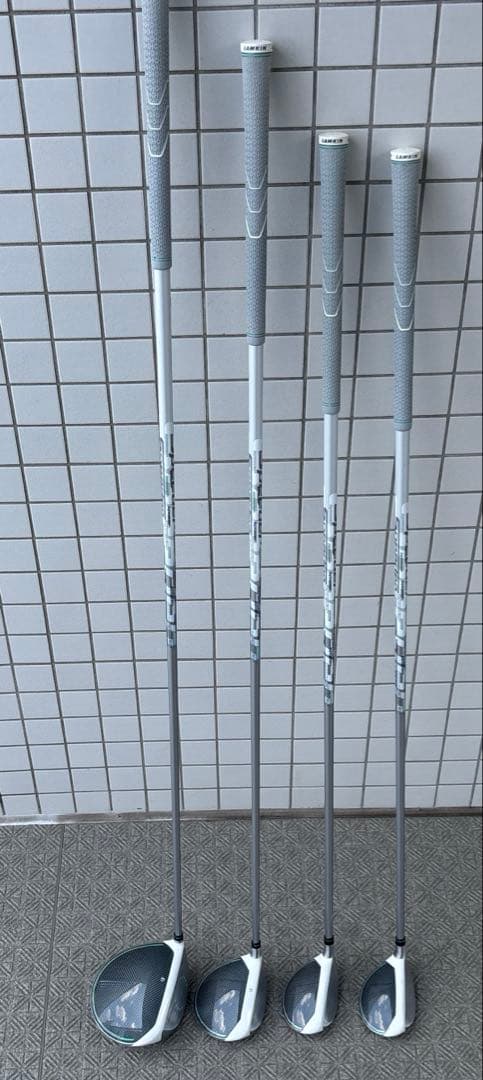 テーラーメイド　シムグローレ　レディース1W、5W、5・6UT4本セット