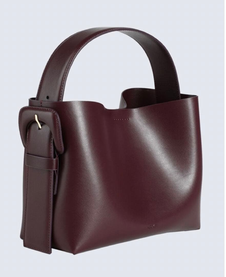 Arket LEATHER CROSSBODY BAG