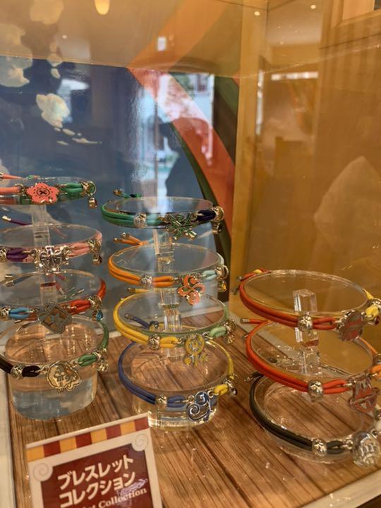 Usj 限定 ワンピース コレクタブルブレスレット 未開封 21 メルカリ