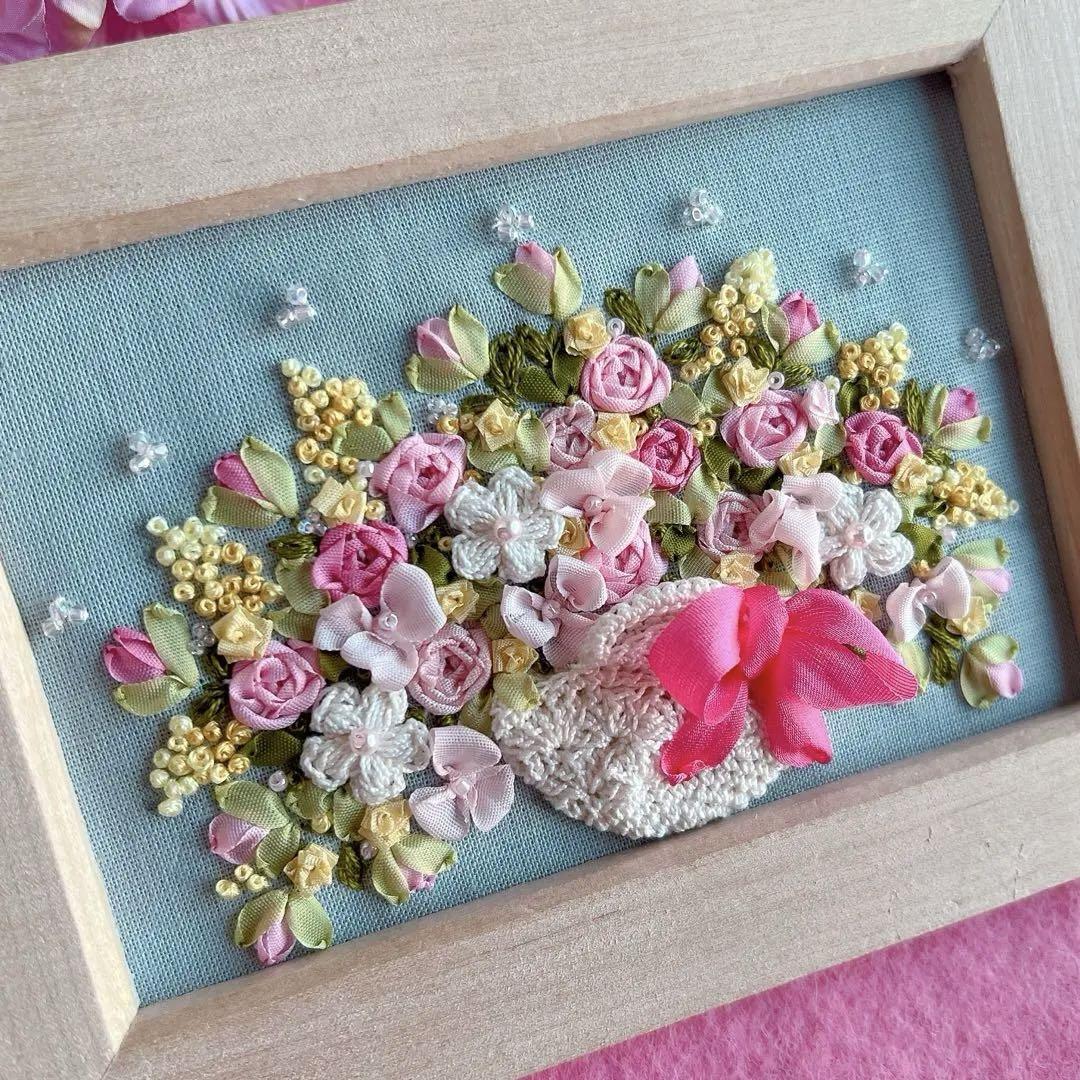 カボチャパフェ＊様♡専用です　　　　　　リボン刺繍フレーム　ハンドメイド ローズバスケット ハンドメイド レース編み＆リボン刺繍フレーム