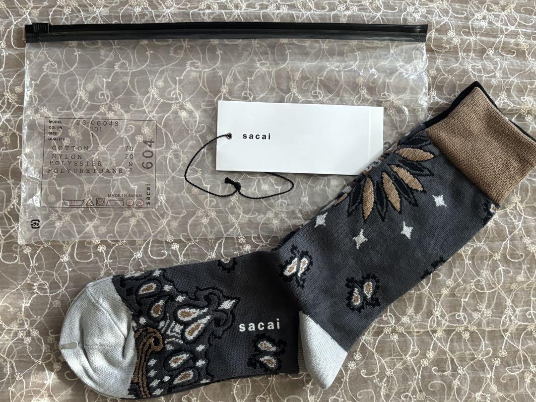 sacai サカイ　ソックス　ペーズリー　靴下　アシンメトリー