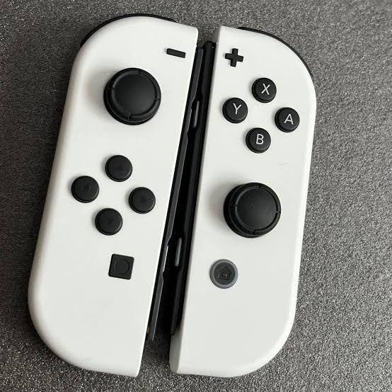 Nintendo Switch Joy-Con ホワイト
