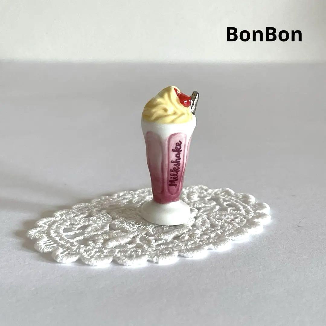苺のパフェ フェーブ フェーヴ フランス 陶器 ミニチュア 置物