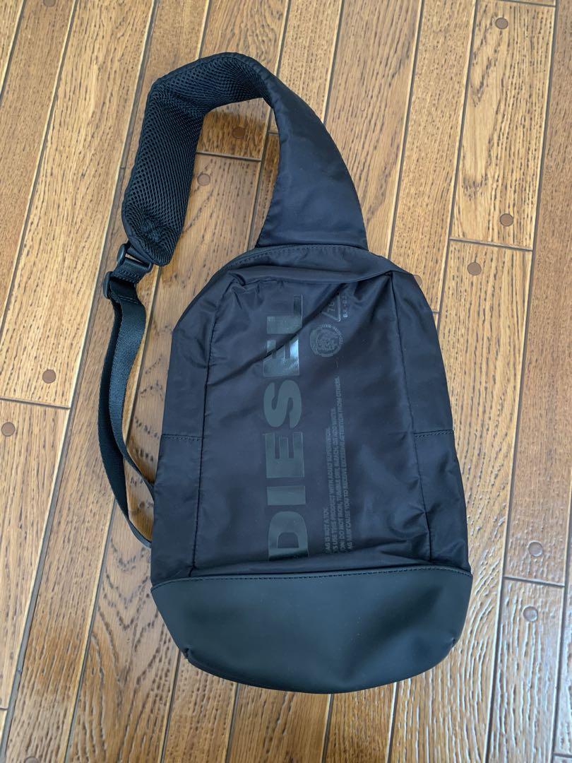 Diesel ブラック ショルダーバッグ