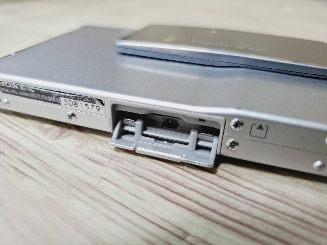 【RM21】SONY Cyber−Shot T DSC-T7 デジカメ