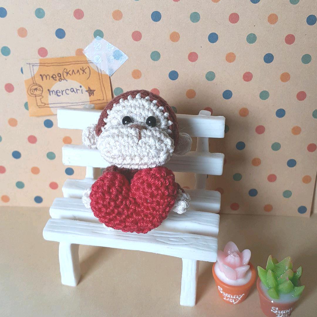 ミニミニ　あみぐるみ　ハートをお届け