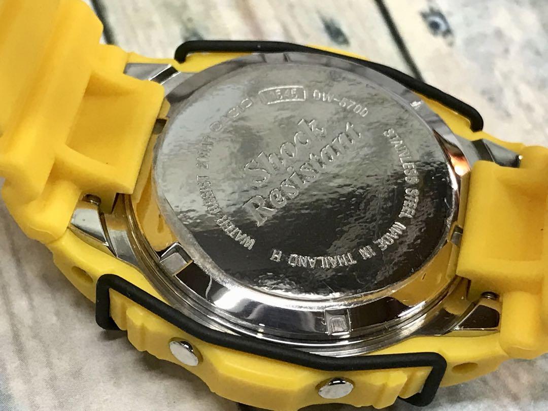 【訳あり】G-SHOCK イエロースティング 腕時計 デジタル　5270