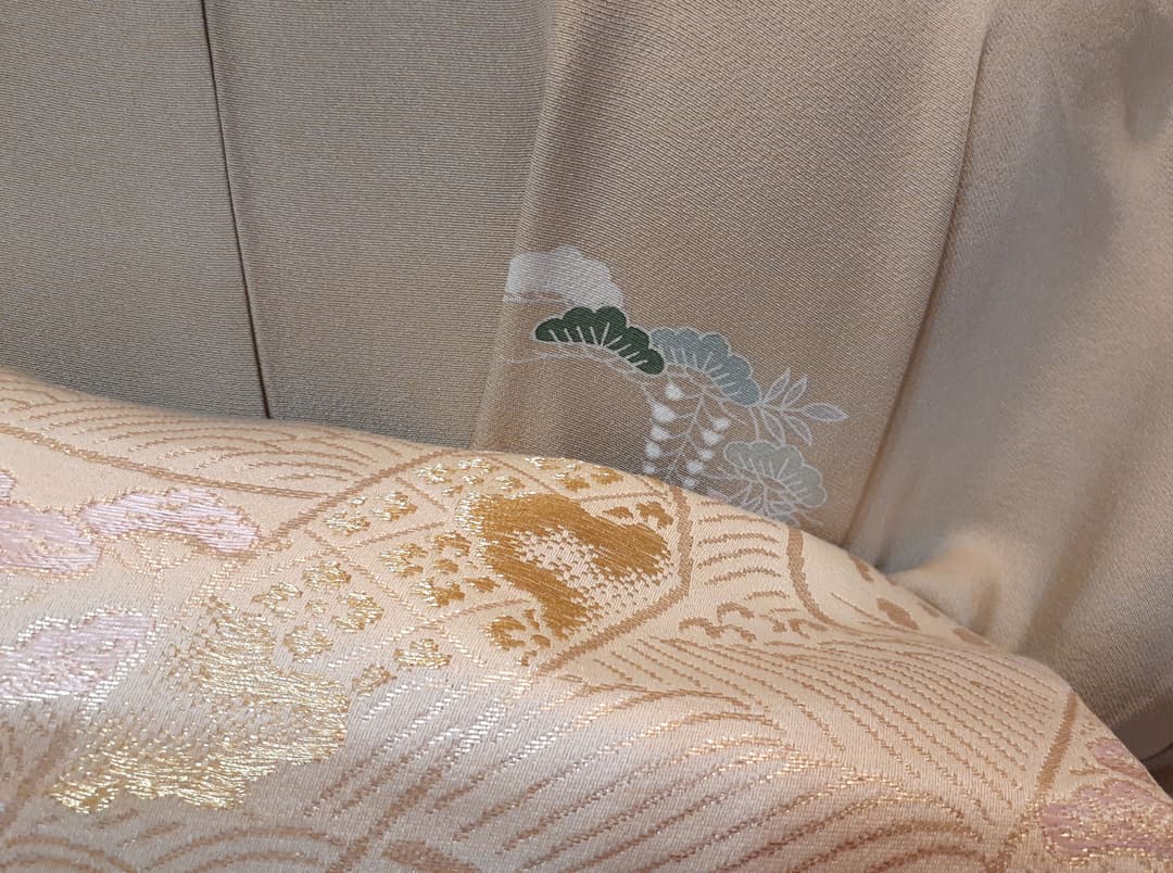 未使用品》単衣 駒刺繍 金彩 訪問着 袋帯セット | clinicadeojostandil