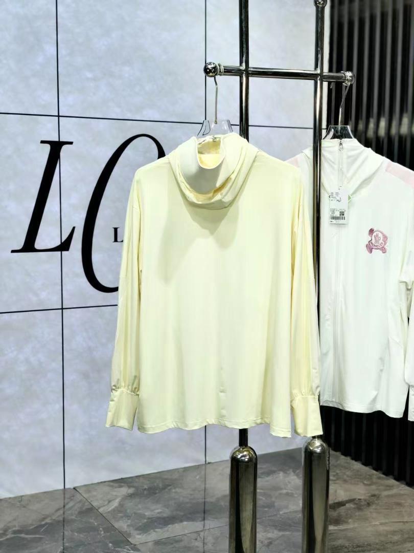 モンクレール 大人氣のの日焼け止めコート MONCLERの薄手のコート2H