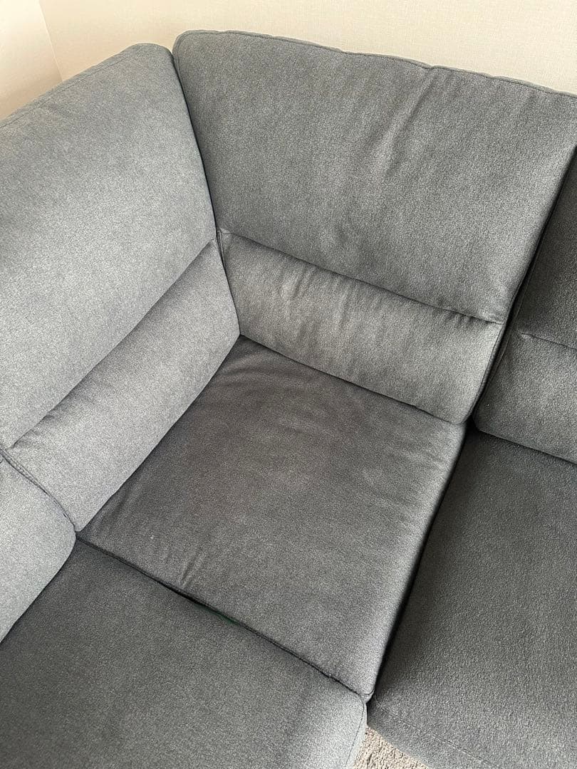 布張りカウチソファー