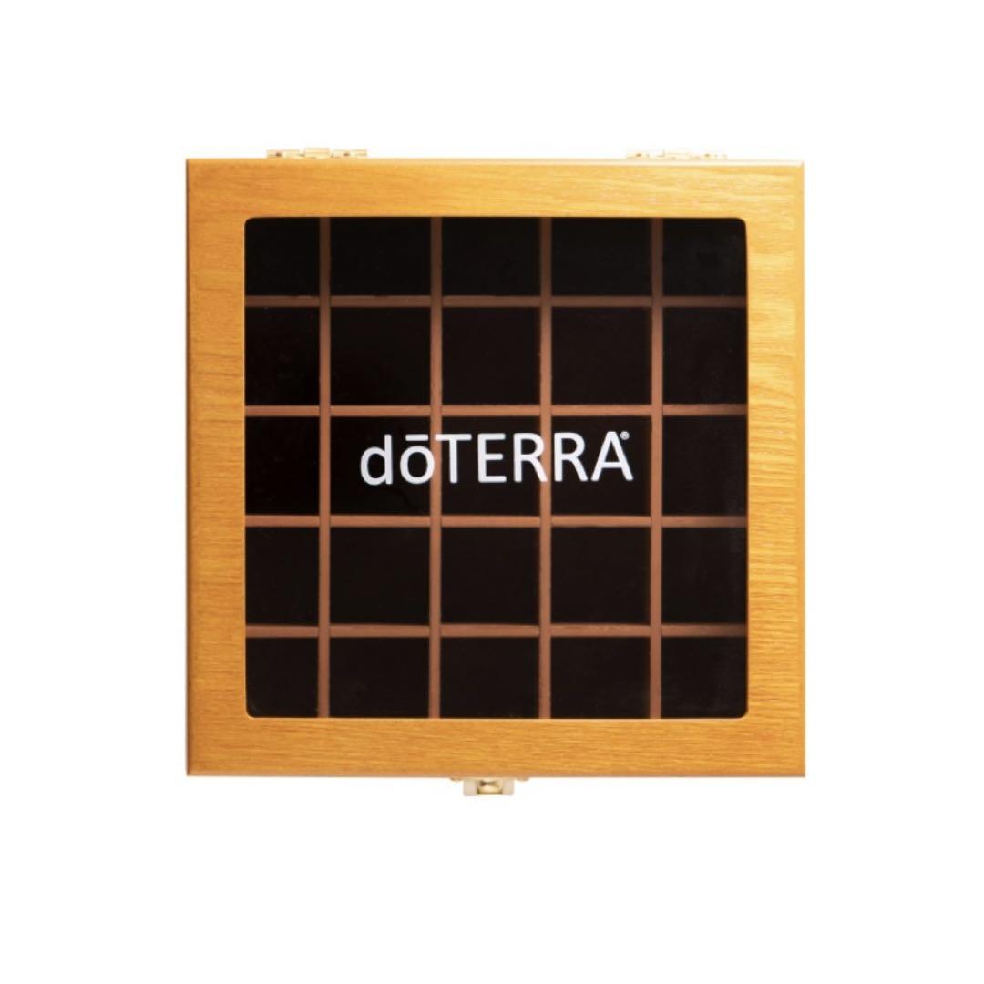 ドテラ doTERRA ウッドボックス（ライトブラウン・窓付）