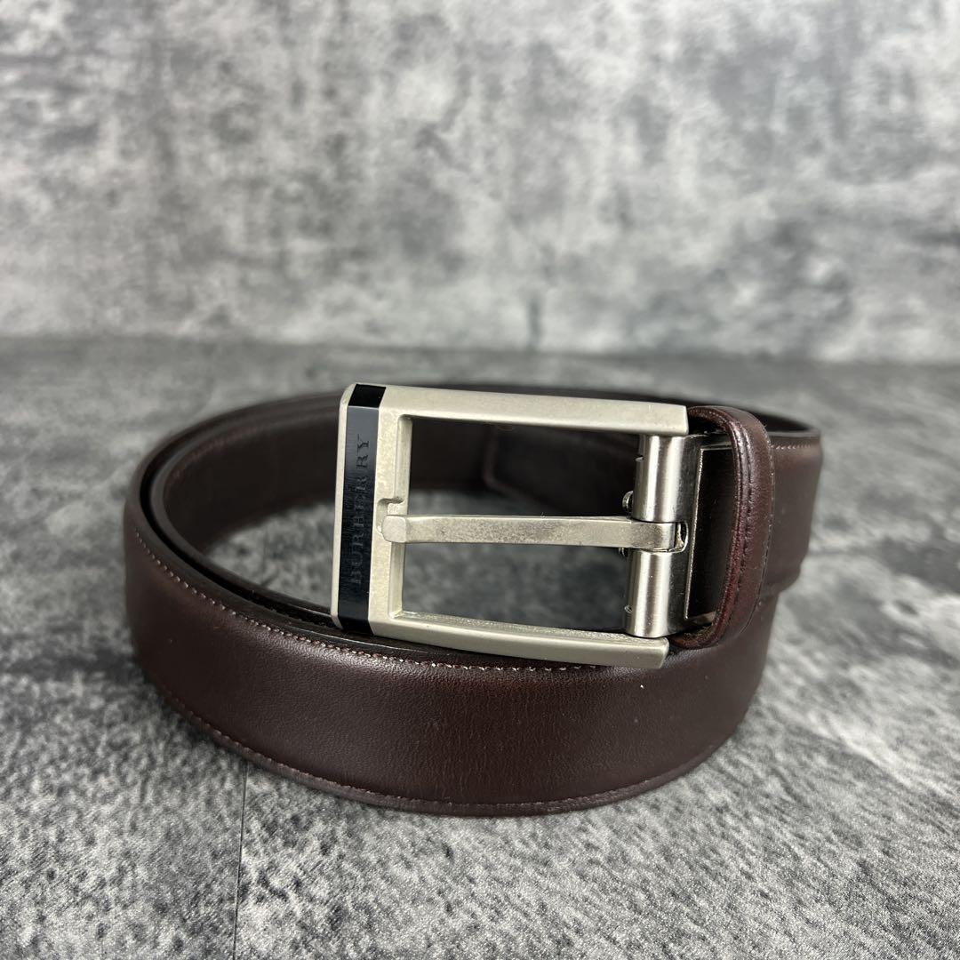 美品  バーバリー】BURBERRY 本革 レザーベルト シルバーバックル 小物