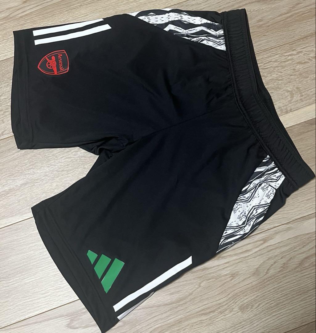 アーセナル　トレーニングショーツ　ショートパンツ　国内M相当　新品