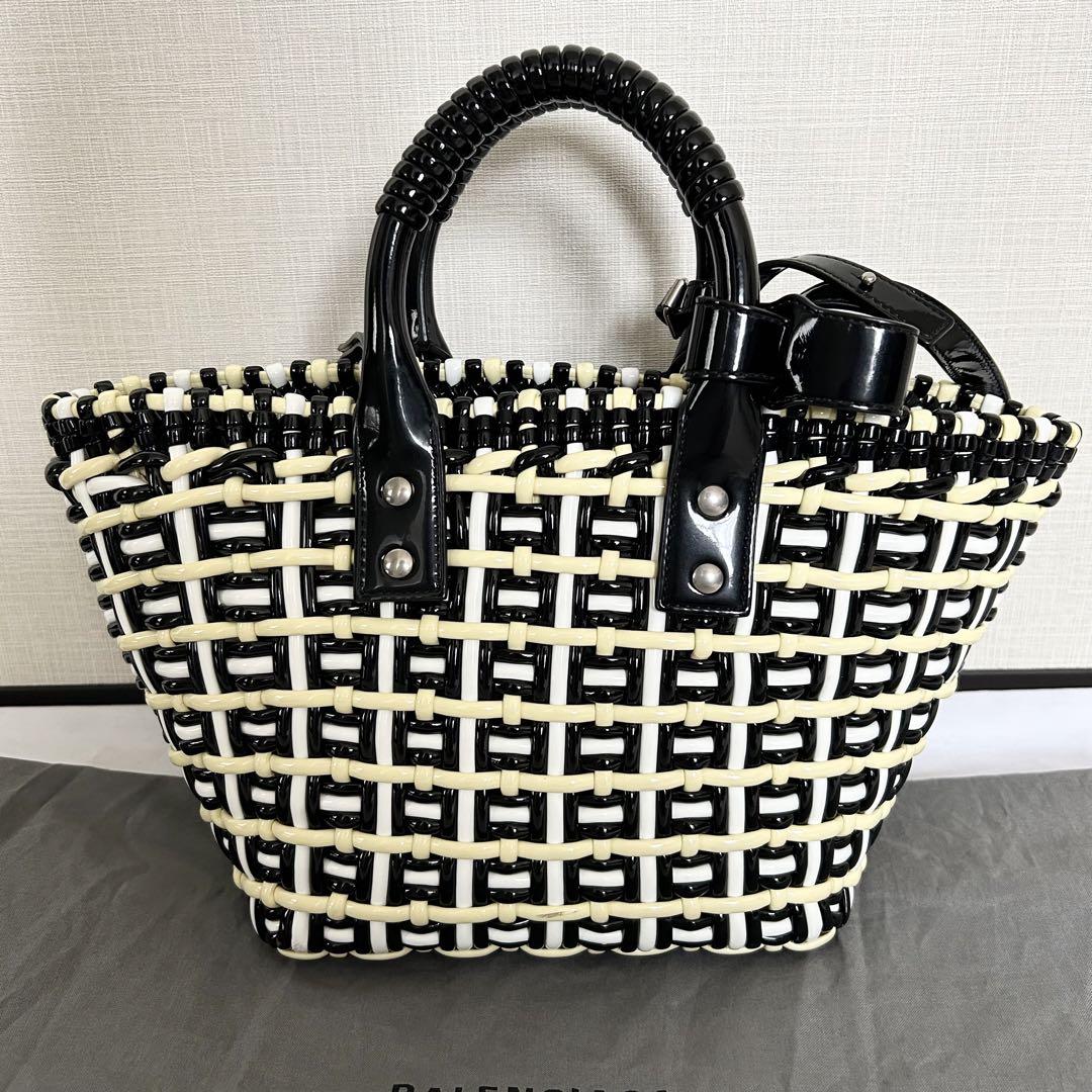 芸能人愛用のルームウェア □2way□ BALENCIAGA ショルダーバッグ ビストロ 限定色 レディース バッグ