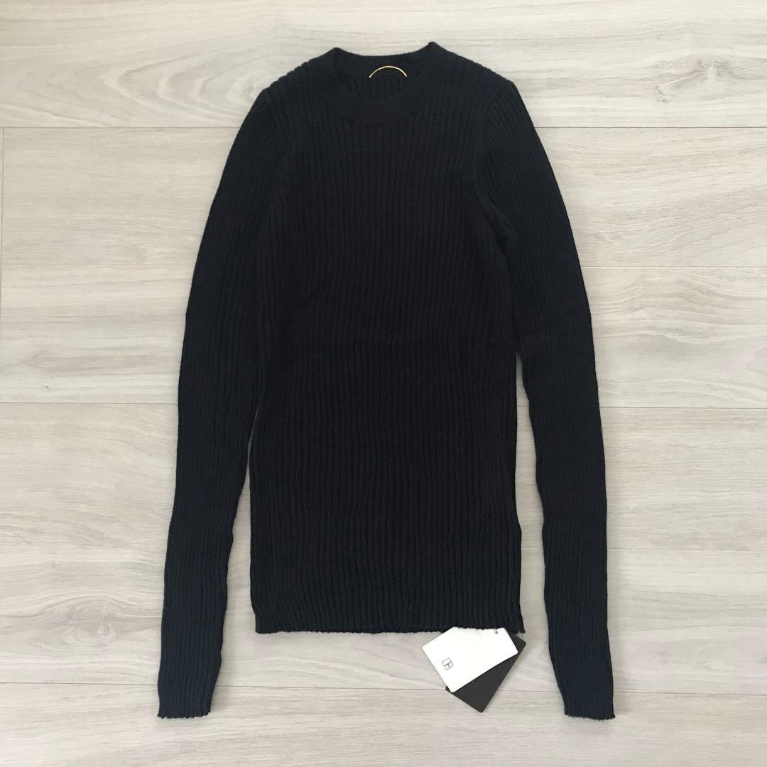 タグ付き新品*アパルトモン ワイドリブ クルーネック ニット タグ付き新品*アパルトモン ワイドリブ クルーネック ニット