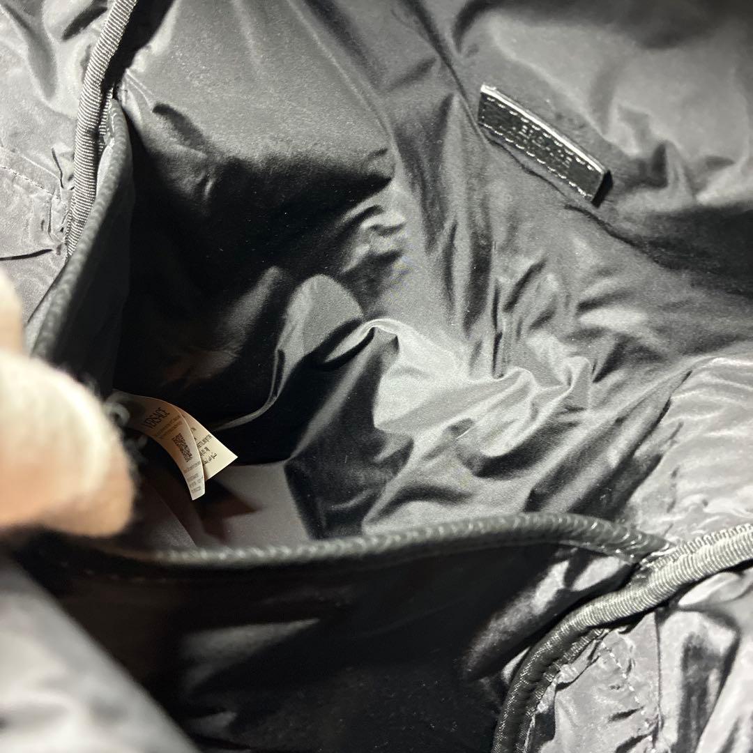 【未使用品】ヴェルサーチ メデューサ カーフレザー バックパック ブラック 【未使用品】ヴェルサーチ メデューサ カーフレザー バックパック ブラック