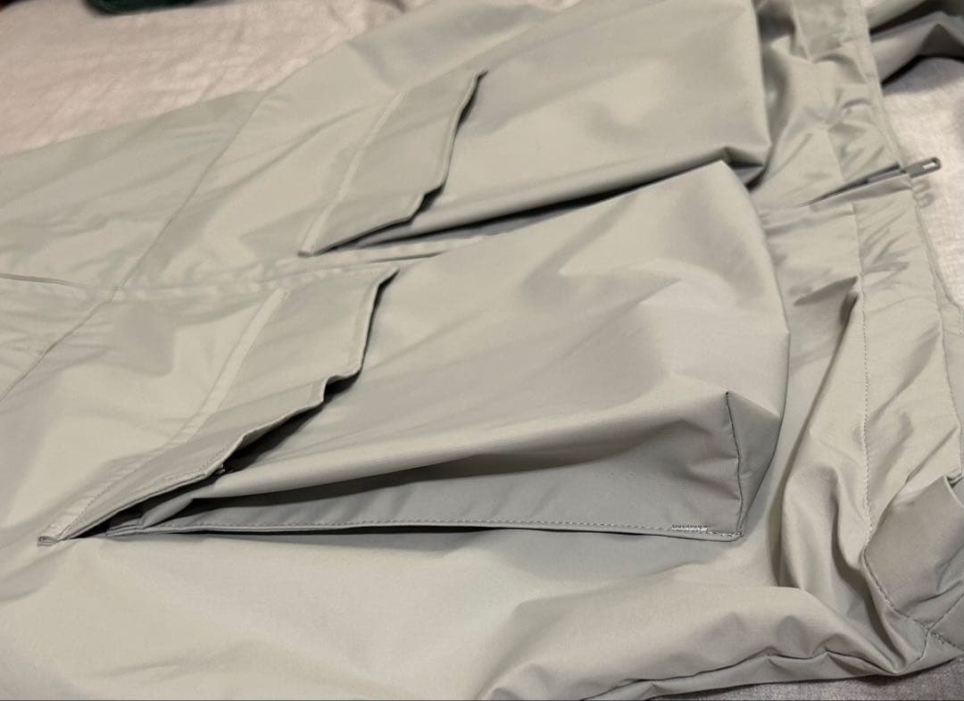 SOFTHYPHEN ソフトハイフン NYLON SHELL PARKA