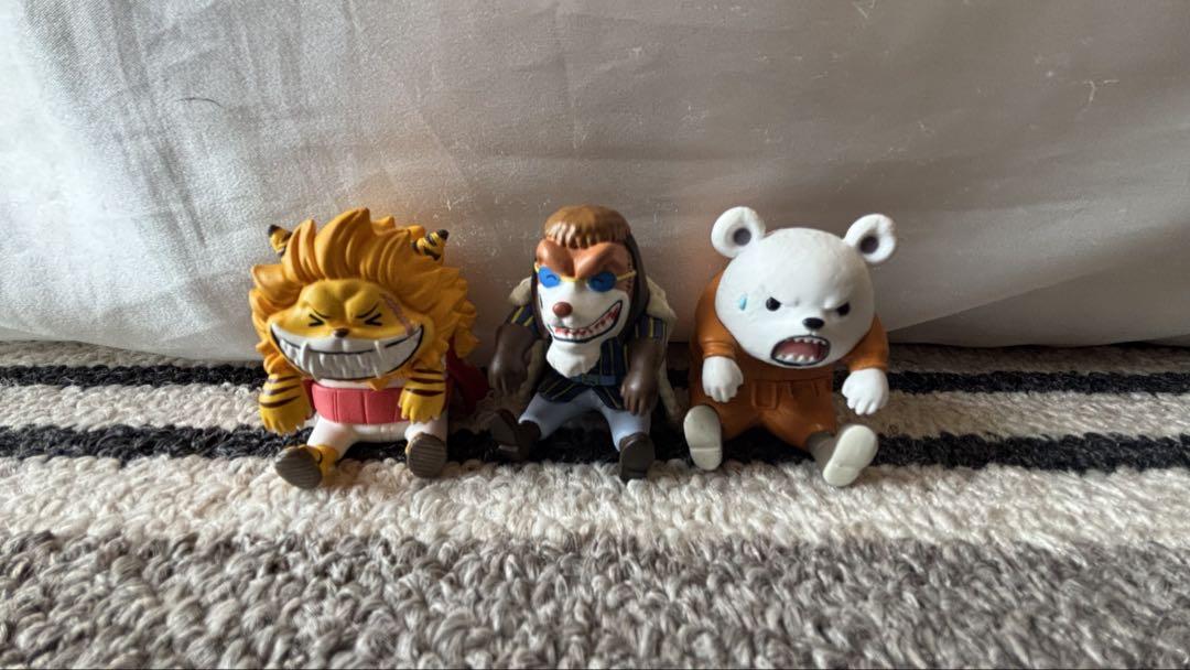 ONE PIECE 一番くじ ベポ ネコマムシ イヌアラシ フィギュア3点