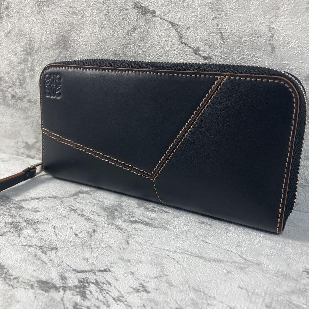 セールファッション - 美品✨近年モデル✨ロエベ LOEWE パズル