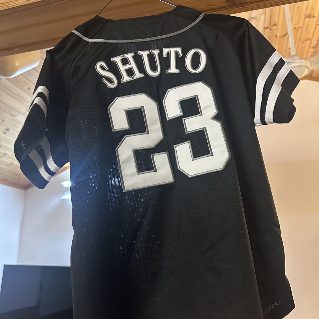 ホークスユニフォーム周東選手
