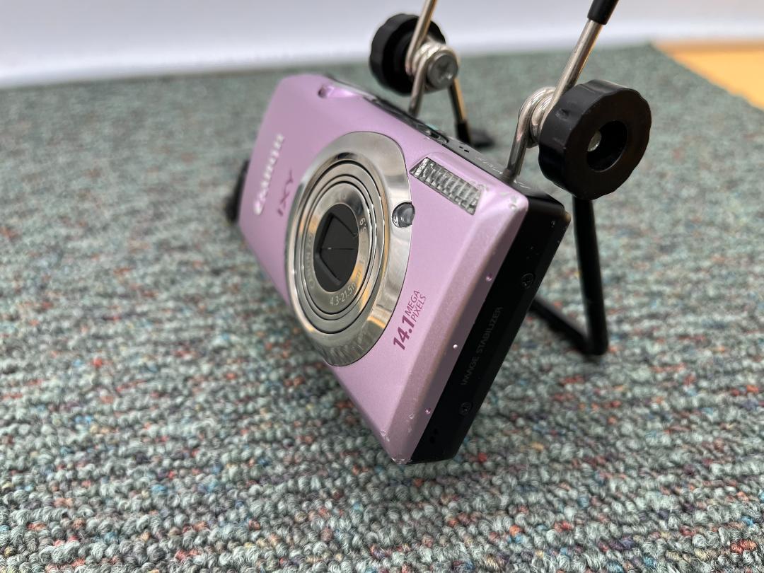 Canon（キャノン）　コンパクトデジタルカメラ　IXY 10S　f813