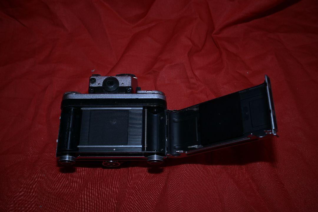 PENTACON six TL 中判フィルムカメラ、レンズ無し　作例あり PENTACON six TL 中判フィルムカメラ、レンズ無し 作例あり