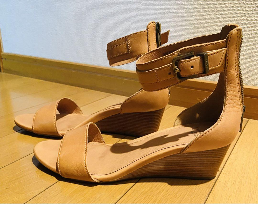 UGG アグ　W CHAR サンダル　24.5cm