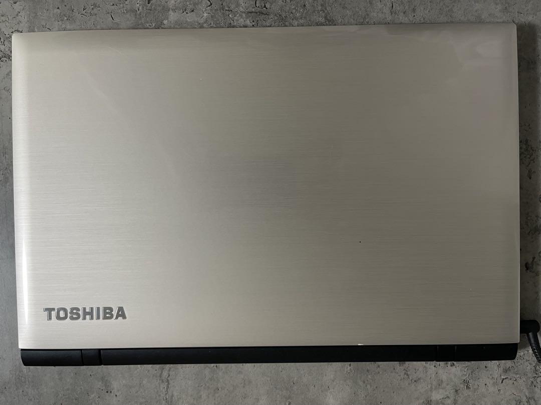 TOSHIBA