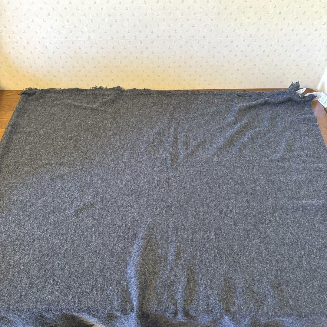 ★新品★ファリエロサルティ　大判ストール　バージンウール　シルク　グレー